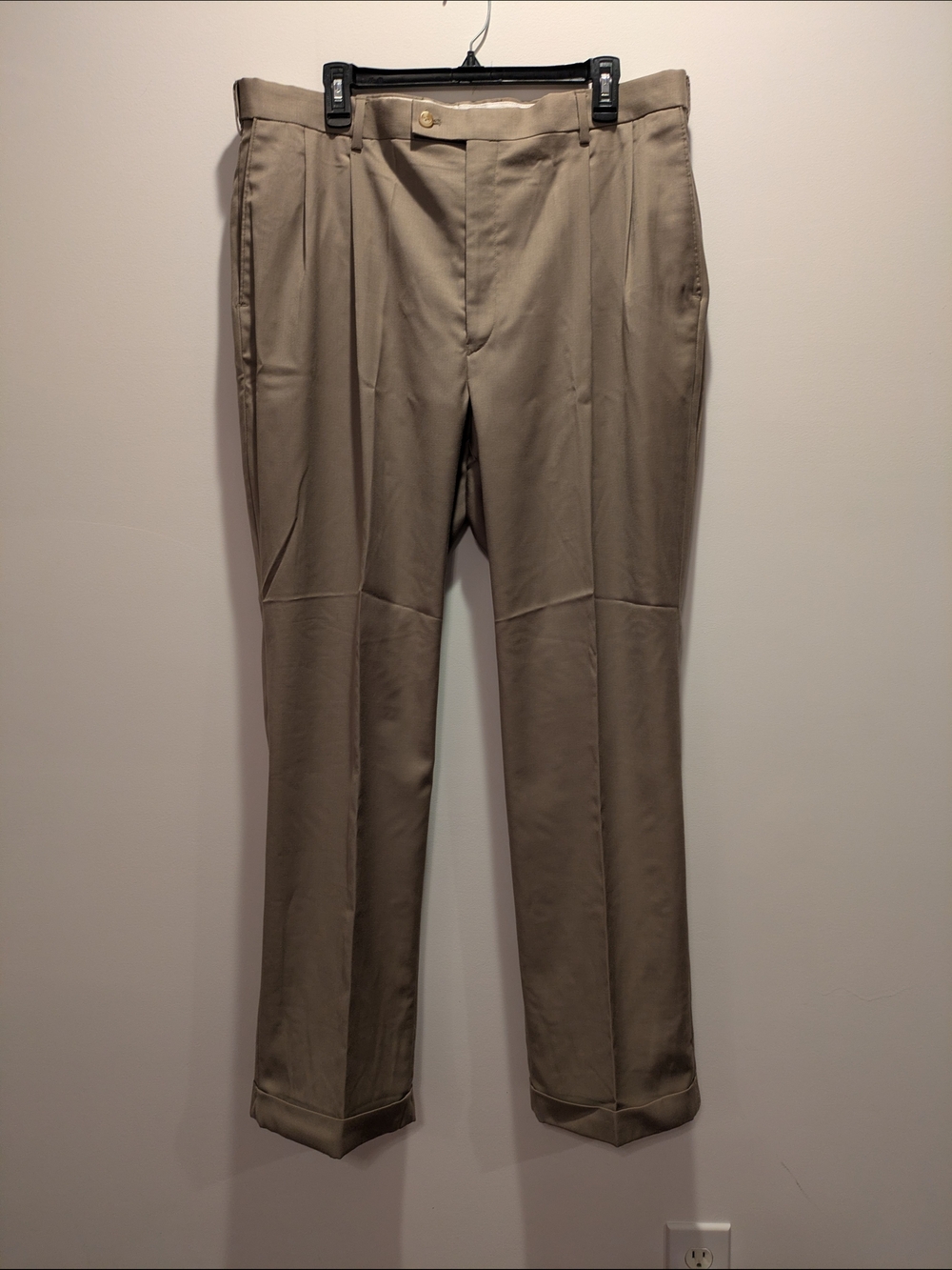 croft & barrow Men's Pleated Dress Pants - Tan W38 x L32